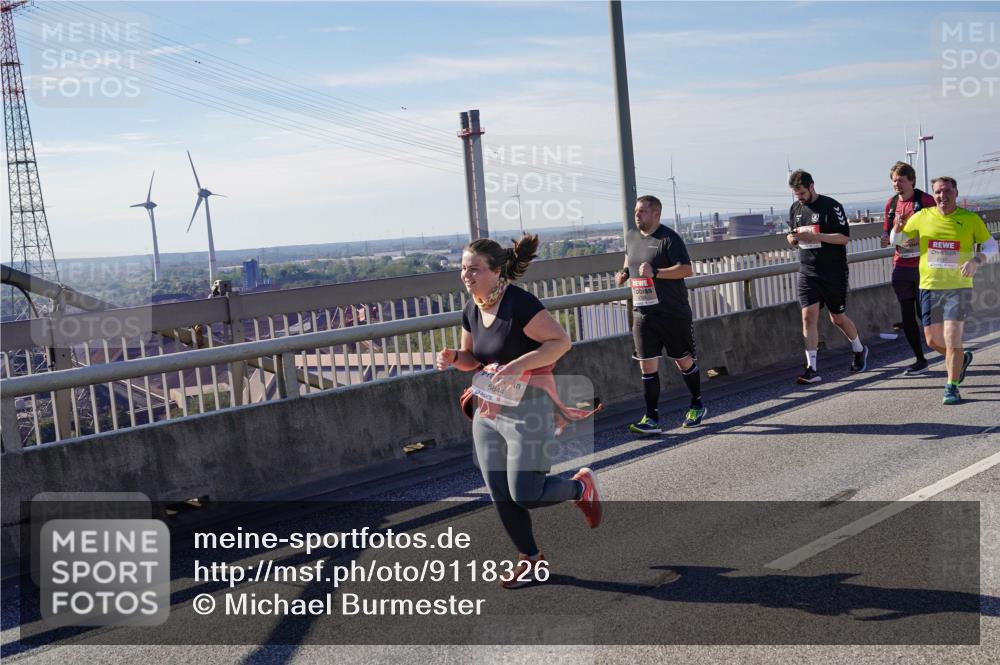 03.10.2025 - Köhlbrandbrückenlauf Michael Burmester http://msf.ph/oto/9118326 03.10.2025 12:59:38 Position 2  meine-sportfotos.de