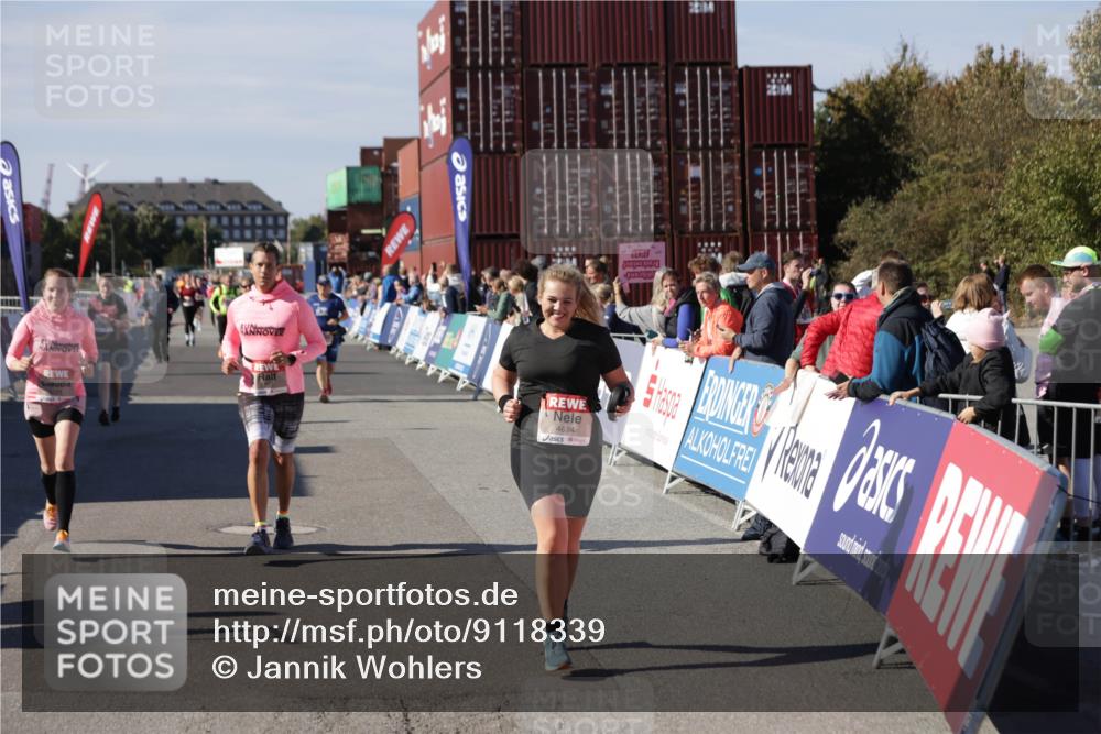 03.10.2025 - Köhlbrandbrückenlauf Jannik Wohlers http://msf.ph/oto/9118339 03.10.2025 13:34:18 Ziel 4674, 5207, 5221, 5437, 5593, 5693, 5695, 6095, 6574 meine-sportfotos.de