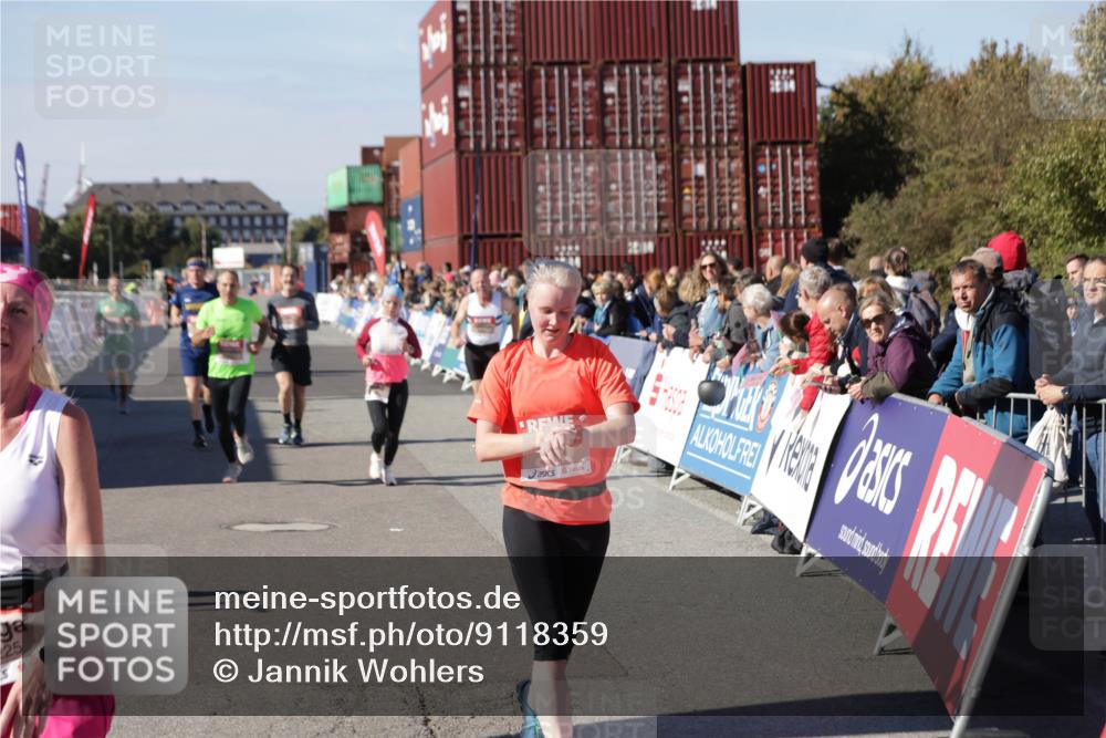 03.10.2025 - Köhlbrandbrückenlauf Jannik Wohlers http://msf.ph/oto/9118359 03.10.2025 13:03:27 Ziel 4208, 4214, 4225, 4252, 4268, 4283, 4300, 4454, 4507, 5063, 5707, 6194, 6207, 6612, 6632 meine-sportfotos.de