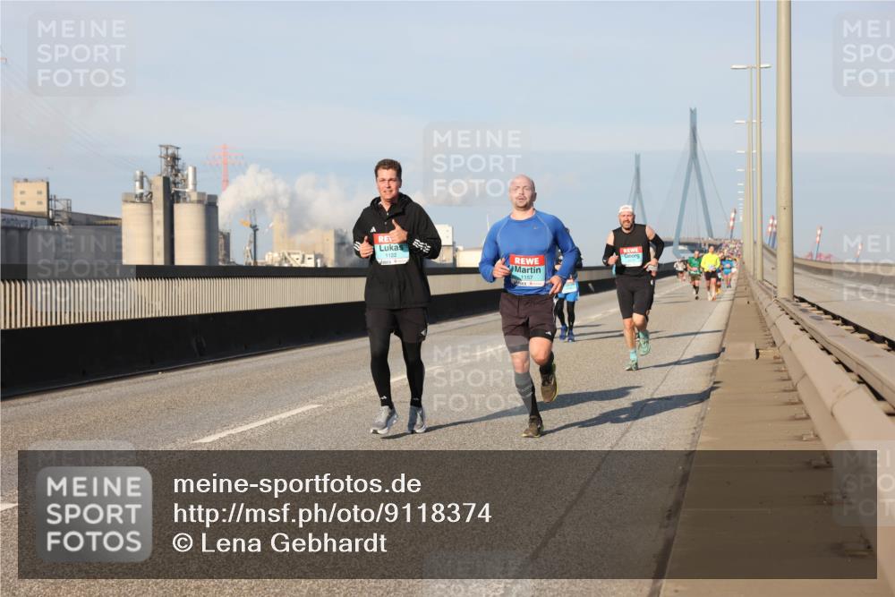 03.10.2025 - Köhlbrandbrückenlauf Lena Gebhardt http://msf.ph/oto/9118374 03.10.2025 09:44:45 Position 2 1122, 1157 meine-sportfotos.de