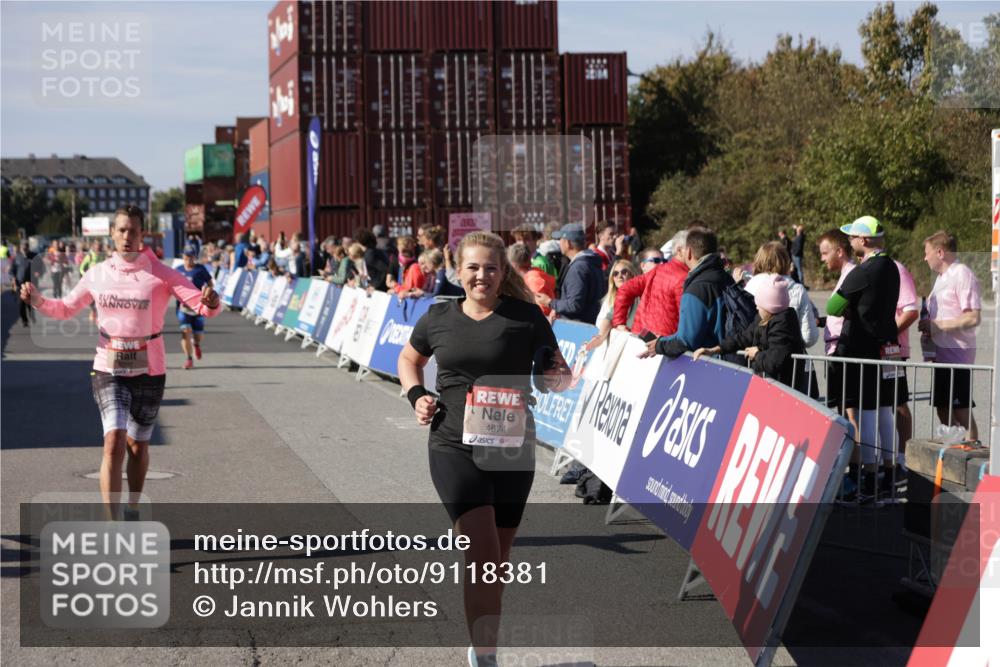 03.10.2025 - Köhlbrandbrückenlauf Jannik Wohlers http://msf.ph/oto/9118381 03.10.2025 13:34:19 Ziel 4674, 5207, 5221, 5437, 5593, 5693, 5695, 6095, 6574 meine-sportfotos.de