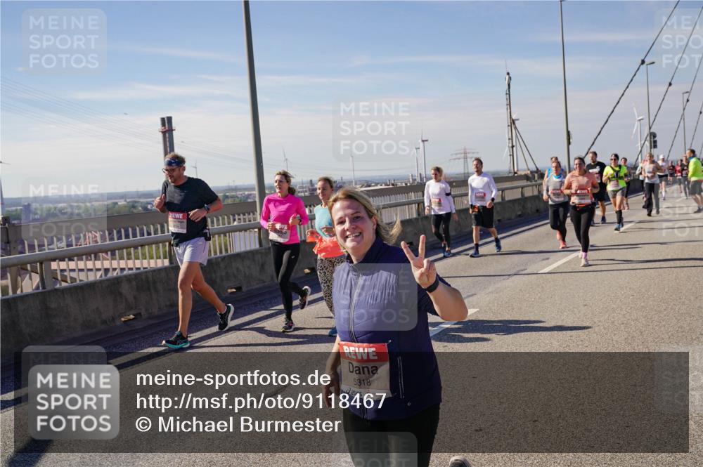 03.10.2025 - Köhlbrandbrückenlauf Michael Burmester http://msf.ph/oto/9118467 03.10.2025 12:59:47 Position 2 5318 meine-sportfotos.de