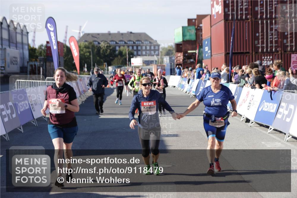 03.10.2025 - Köhlbrandbrückenlauf Jannik Wohlers http://msf.ph/oto/9118479 03.10.2025 13:34:23 Ziel 4674, 5207, 5221, 5437, 5693, 5695, 6574 meine-sportfotos.de