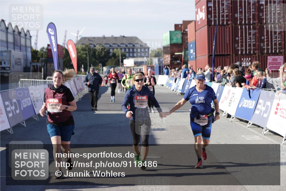 03.10.2025 - Köhlbrandbrückenlauf Jannik Wohlers http://msf.ph/oto/9118486 03.10.2025 13:34:23 Ziel 4674, 5207, 5221, 5437, 5693, 5695, 6574 meine-sportfotos.de