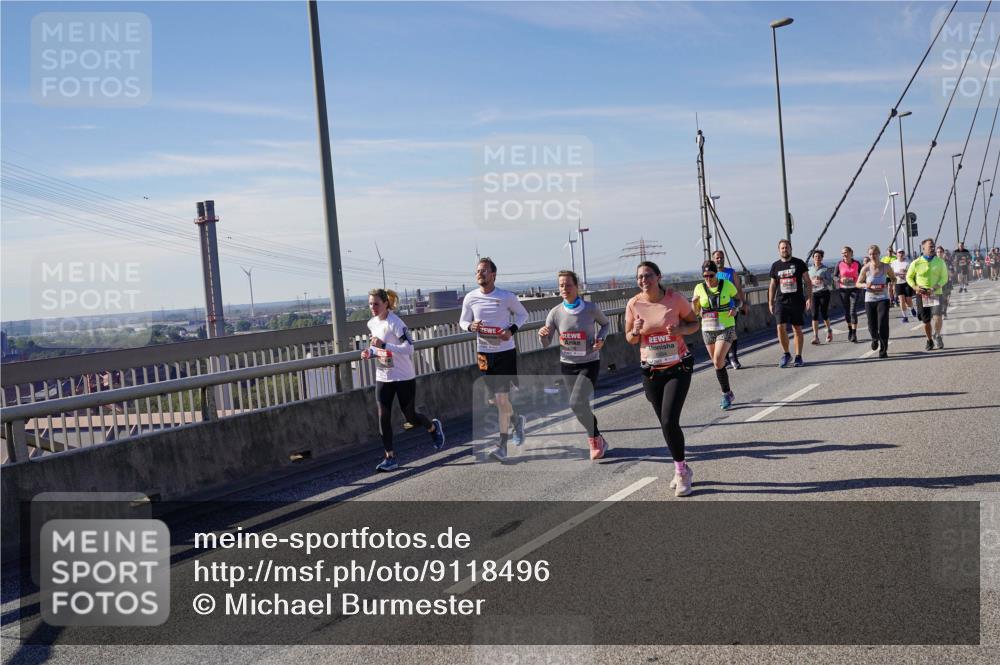 03.10.2025 - Köhlbrandbrückenlauf Michael Burmester http://msf.ph/oto/9118496 03.10.2025 12:59:49 Position 2  meine-sportfotos.de