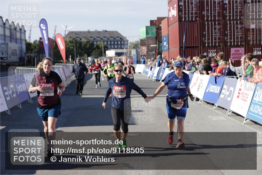 03.10.2025 - Köhlbrandbrückenlauf Jannik Wohlers http://msf.ph/oto/9118505 03.10.2025 13:34:23 Ziel 4674, 5207, 5221, 5437, 5693, 5695, 6574 meine-sportfotos.de