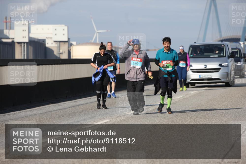 03.10.2025 - Köhlbrandbrückenlauf Lena Gebhardt http://msf.ph/oto/9118512 03.10.2025 10:25:42 Position 2 3774, 3195 meine-sportfotos.de