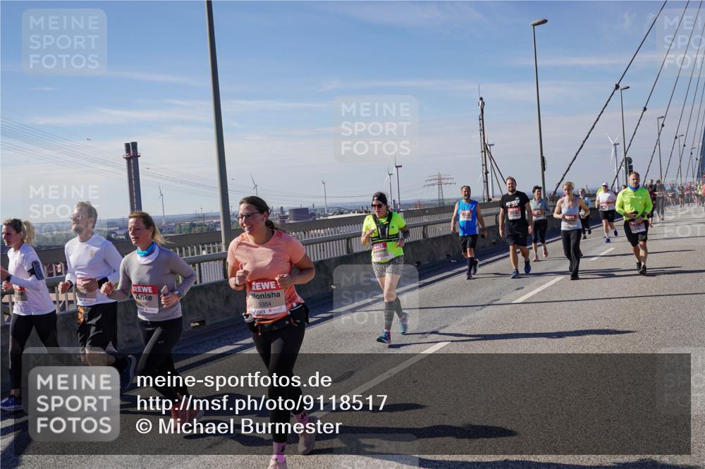 03.10.2025 - Köhlbrandbrückenlauf Michael Burmester http://msf.ph/oto/9118517 03.10.2025 12:59:50 Position 2 5354 meine-sportfotos.de