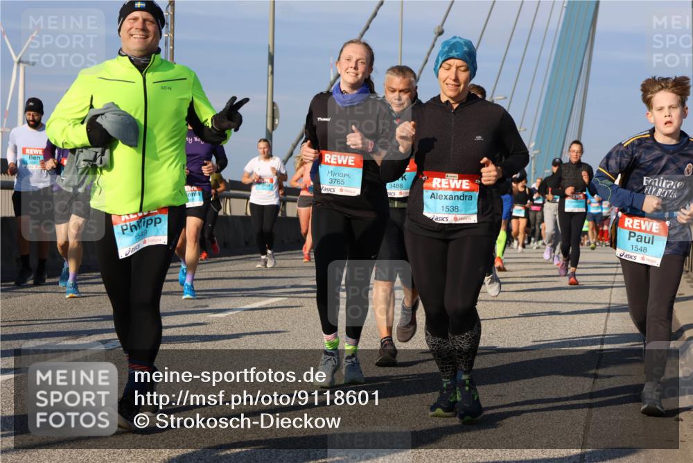 03.10.2025 - Köhlbrandbrückenlauf Strokosch-Dieckow http://msf.ph/oto/9118601 03.10.2025 09:52:33 Position 2 1549, 3765, 3488, 114, 1538, 1548 meine-sportfotos.de
