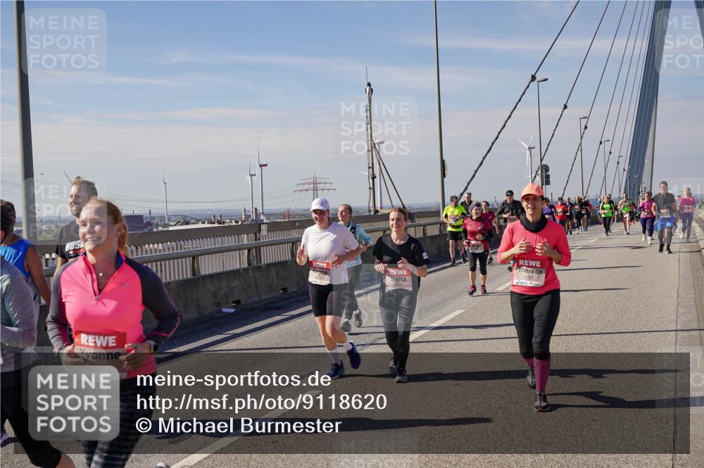 03.10.2025 - Köhlbrandbrückenlauf Michael Burmester http://msf.ph/oto/9118620 03.10.2025 12:59:56 Position 2 4575, 5157, 5922 meine-sportfotos.de