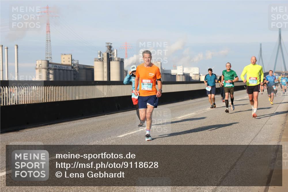 03.10.2025 - Köhlbrandbrückenlauf Lena Gebhardt http://msf.ph/oto/9118628 03.10.2025 09:44:57 Position 2 1315 meine-sportfotos.de