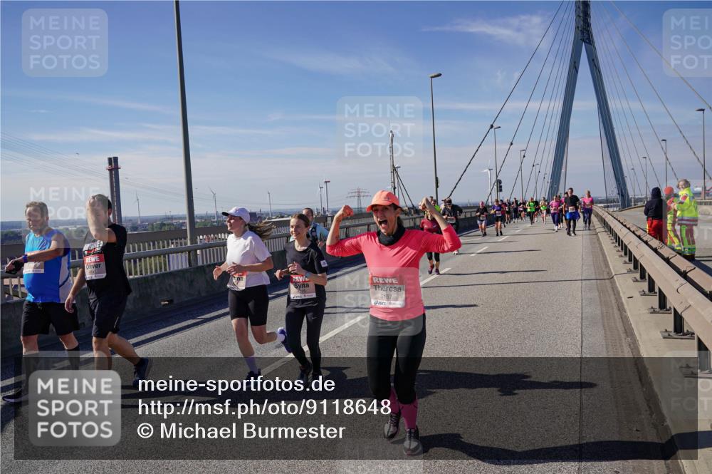 03.10.2025 - Köhlbrandbrückenlauf Michael Burmester http://msf.ph/oto/9118648 03.10.2025 12:59:57 Position 2 4841, 5157 meine-sportfotos.de