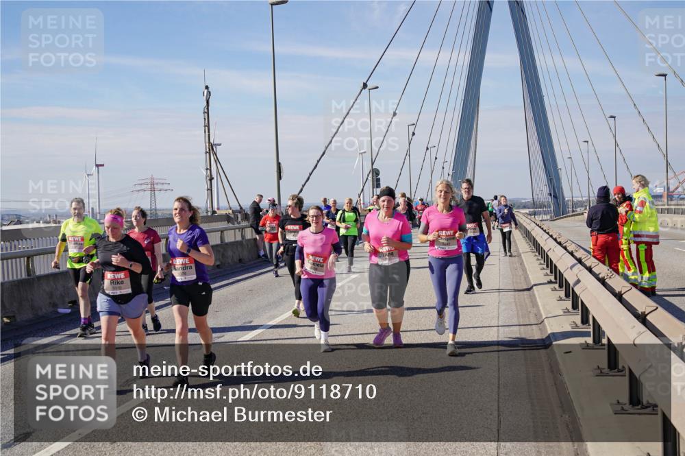 03.10.2025 - Köhlbrandbrückenlauf Michael Burmester http://msf.ph/oto/9118710 03.10.2025 13:00:04 Position 2 5310 meine-sportfotos.de