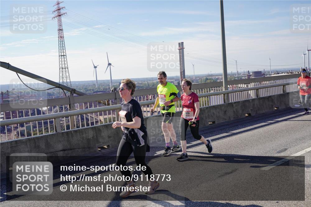 03.10.2025 - Köhlbrandbrückenlauf Michael Burmester http://msf.ph/oto/9118773 03.10.2025 13:00:08 Position 2 5119 meine-sportfotos.de