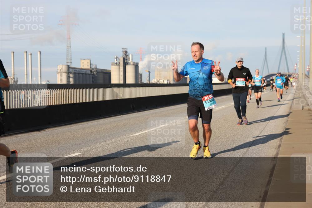 03.10.2025 - Köhlbrandbrückenlauf Lena Gebhardt http://msf.ph/oto/9118847 03.10.2025 09:45:03 Position 2 2712 meine-sportfotos.de