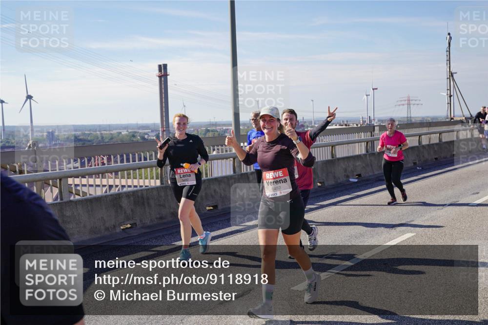 03.10.2025 - Köhlbrandbrückenlauf Michael Burmester http://msf.ph/oto/9118918 03.10.2025 13:00:15 Position 2 6452 meine-sportfotos.de