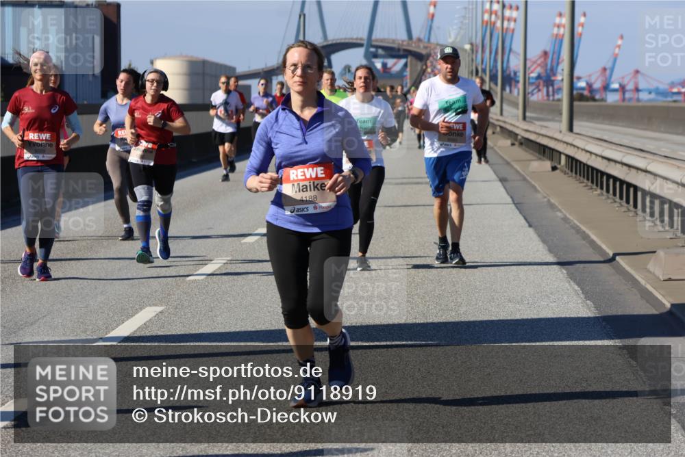 03.10.2025 - Köhlbrandbrückenlauf Strokosch-Dieckow http://msf.ph/oto/9118919 03.10.2025 12:55:50 Position 3 5029, 4188 meine-sportfotos.de
