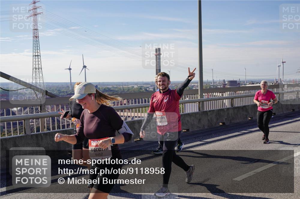 03.10.2025 - Köhlbrandbrückenlauf Michael Burmester http://msf.ph/oto/9118958 03.10.2025 13:00:16 Position 2 6452, 5340 meine-sportfotos.de