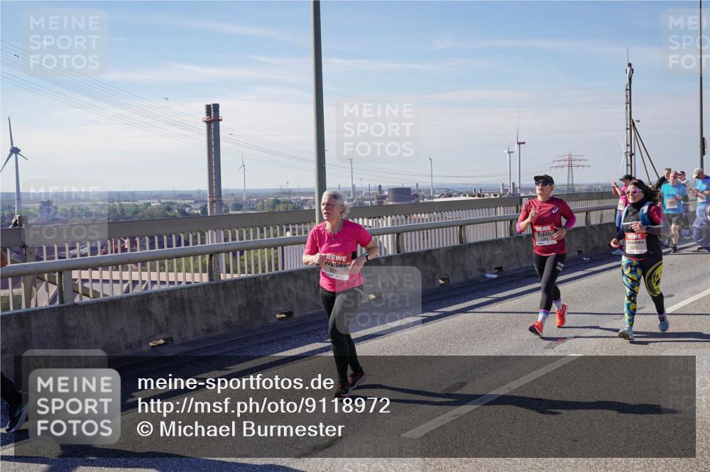 03.10.2025 - Köhlbrandbrückenlauf Michael Burmester http://msf.ph/oto/9118972 03.10.2025 13:00:17 Position 2 5074 meine-sportfotos.de