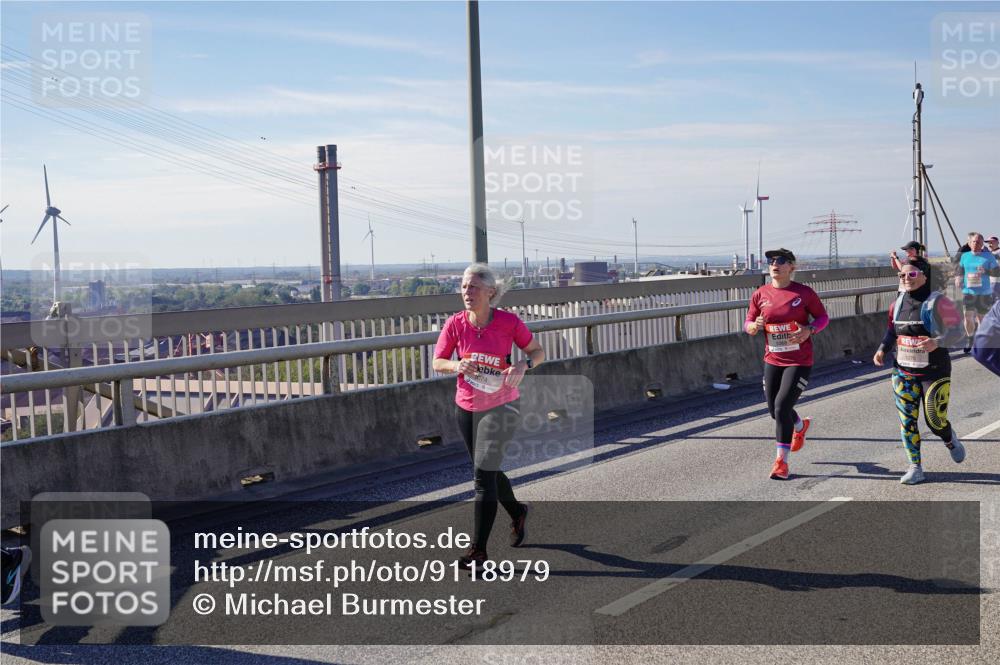 03.10.2025 - Köhlbrandbrückenlauf Michael Burmester http://msf.ph/oto/9118979 03.10.2025 13:00:17 Position 2  meine-sportfotos.de