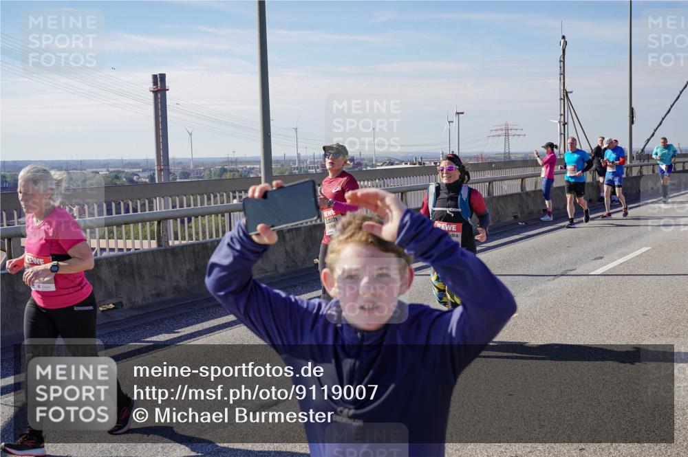 03.10.2025 - Köhlbrandbrückenlauf Michael Burmester http://msf.ph/oto/9119007 03.10.2025 13:00:18 Position 2  meine-sportfotos.de