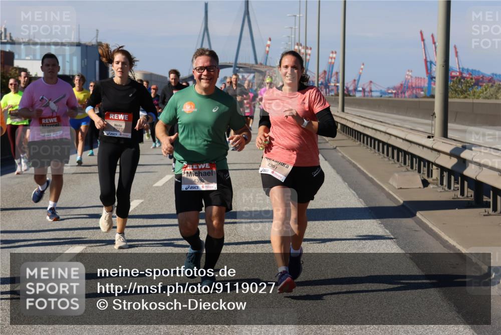 03.10.2025 - Köhlbrandbrückenlauf Strokosch-Dieckow http://msf.ph/oto/9119027 03.10.2025 12:56:15 Position 3 5874, 6727, 4392, 4391 meine-sportfotos.de