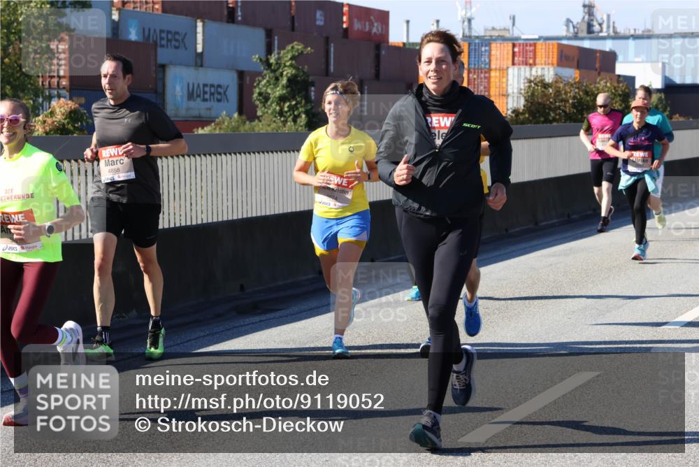 03.10.2025 - Köhlbrandbrückenlauf Strokosch-Dieckow http://msf.ph/oto/9119052 03.10.2025 12:56:20 Position 3 4858, 5674 meine-sportfotos.de