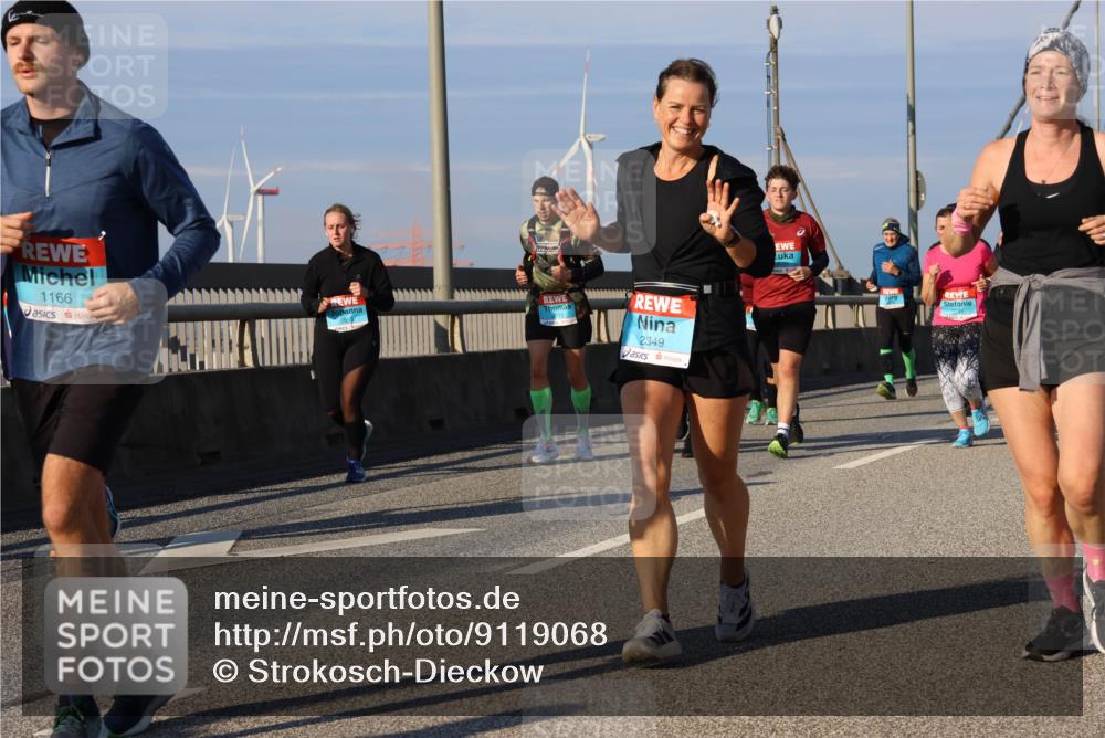03.10.2025 - Köhlbrandbrückenlauf Strokosch-Dieckow http://msf.ph/oto/9119068 03.10.2025 09:52:44 Position 2 1166, 2349 meine-sportfotos.de