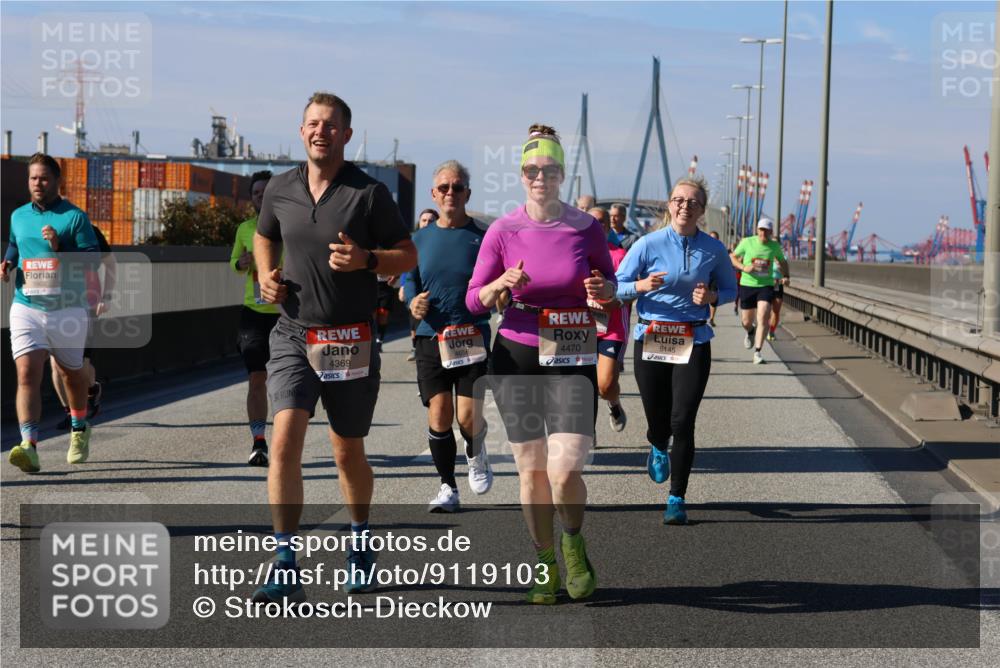 03.10.2025 - Köhlbrandbrückenlauf Strokosch-Dieckow http://msf.ph/oto/9119103 03.10.2025 12:56:24 Position 3 4369, 4470, 5145 meine-sportfotos.de