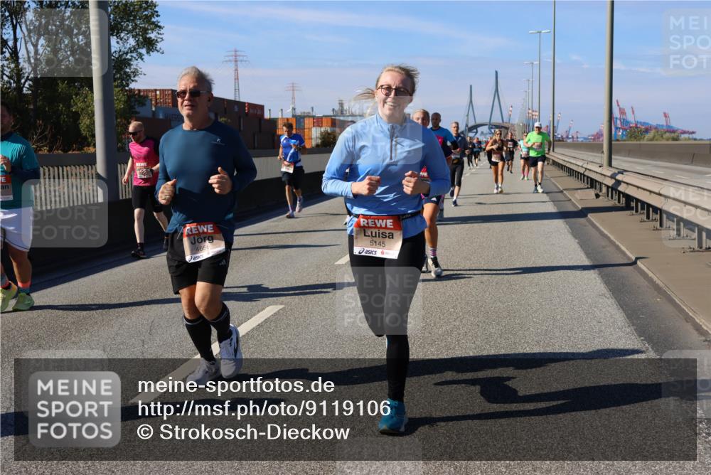 03.10.2025 - Köhlbrandbrückenlauf Strokosch-Dieckow http://msf.ph/oto/9119106 03.10.2025 12:56:27 Position 3 4656, 5145 meine-sportfotos.de