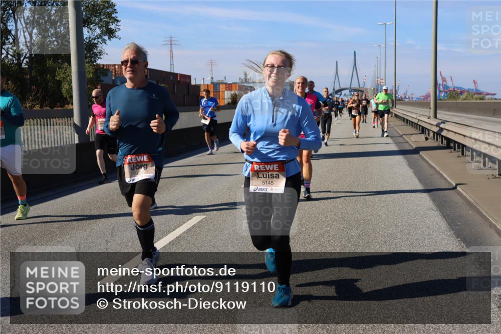 03.10.2025 - Köhlbrandbrückenlauf Strokosch-Dieckow http://msf.ph/oto/9119110 03.10.2025 12:56:27 Position 3 4656, 5145 meine-sportfotos.de