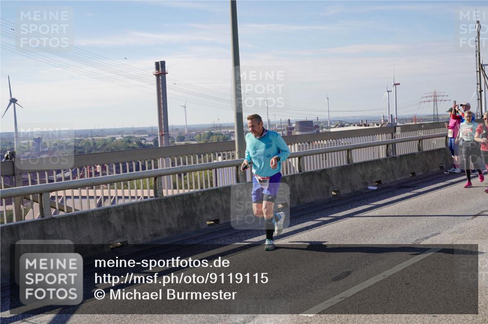 03.10.2025 - Köhlbrandbrückenlauf Michael Burmester http://msf.ph/oto/9119115 03.10.2025 13:00:25 Position 2  meine-sportfotos.de