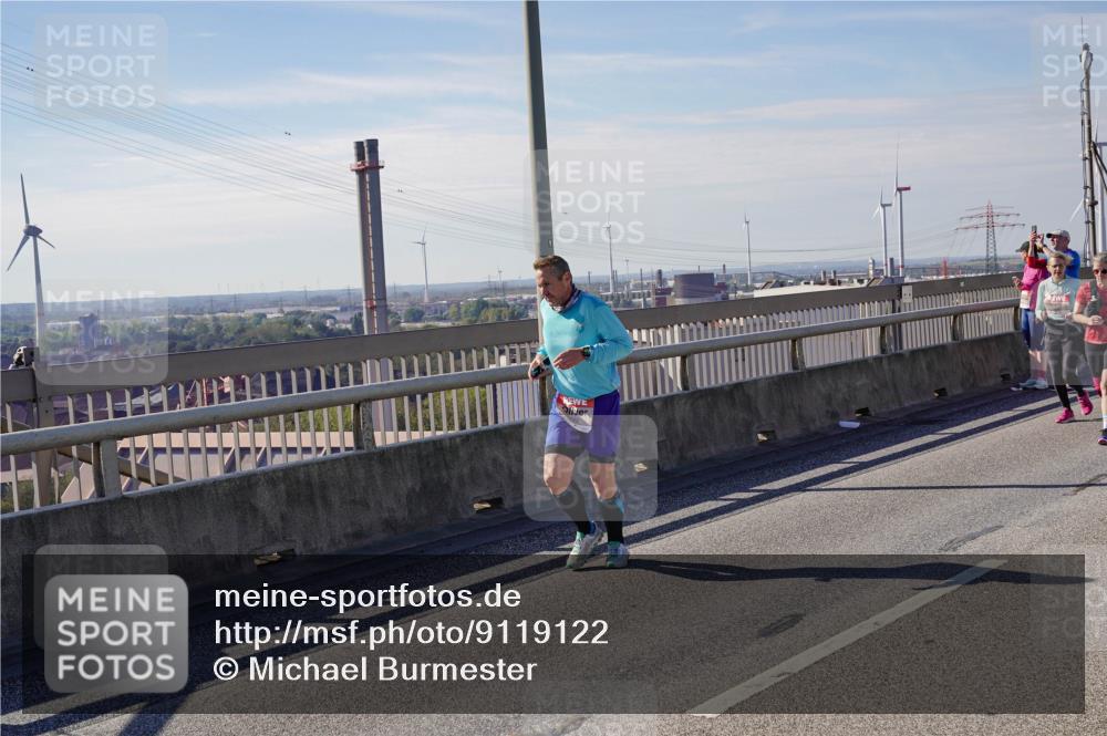 03.10.2025 - Köhlbrandbrückenlauf Michael Burmester http://msf.ph/oto/9119122 03.10.2025 13:00:25 Position 2  meine-sportfotos.de