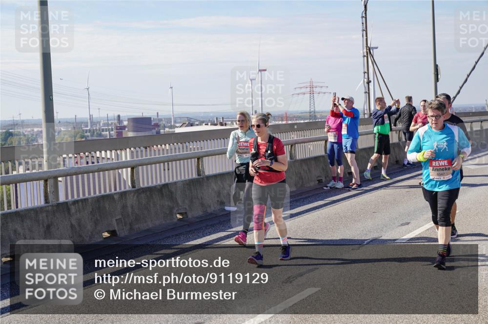 03.10.2025 - Köhlbrandbrückenlauf Michael Burmester http://msf.ph/oto/9119129 03.10.2025 13:00:27 Position 2 6547 meine-sportfotos.de