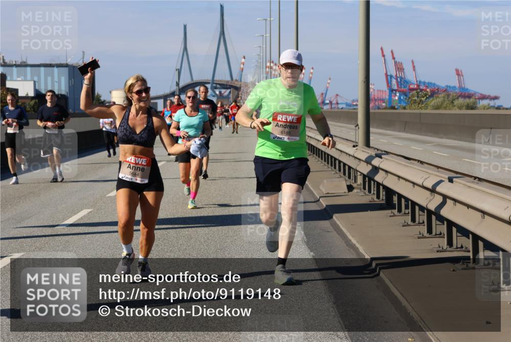 03.10.2025 - Köhlbrandbrückenlauf Strokosch-Dieckow http://msf.ph/oto/9119148 03.10.2025 12:56:32 Position 3 5644, 6185 meine-sportfotos.de