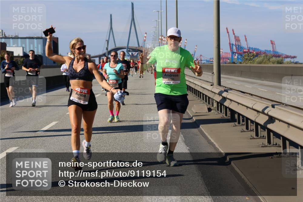 03.10.2025 - Köhlbrandbrückenlauf Strokosch-Dieckow http://msf.ph/oto/9119154 03.10.2025 12:56:32 Position 3 5644, 4700, 6185 meine-sportfotos.de