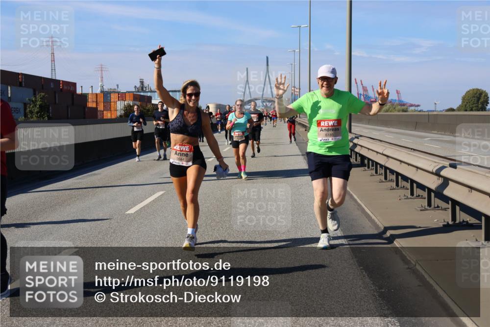 03.10.2025 - Köhlbrandbrückenlauf Strokosch-Dieckow http://msf.ph/oto/9119198 03.10.2025 12:56:33 Position 3 5644, 6185 meine-sportfotos.de