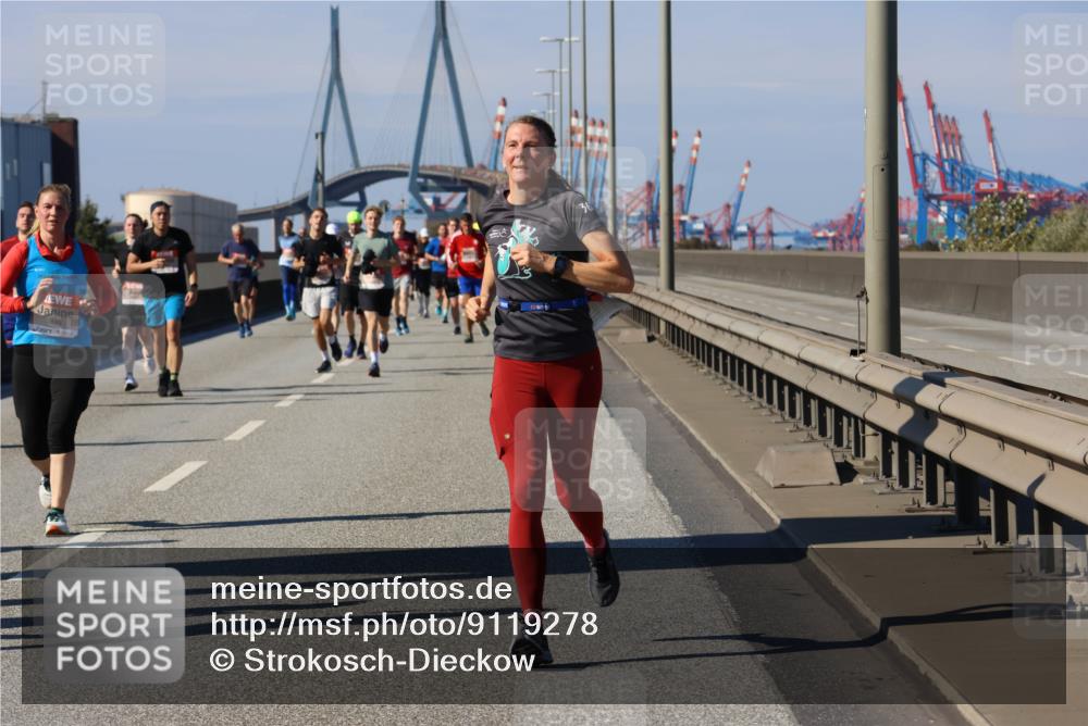 03.10.2025 - Köhlbrandbrückenlauf Strokosch-Dieckow http://msf.ph/oto/9119278 03.10.2025 12:56:40 Position 3 4448 meine-sportfotos.de