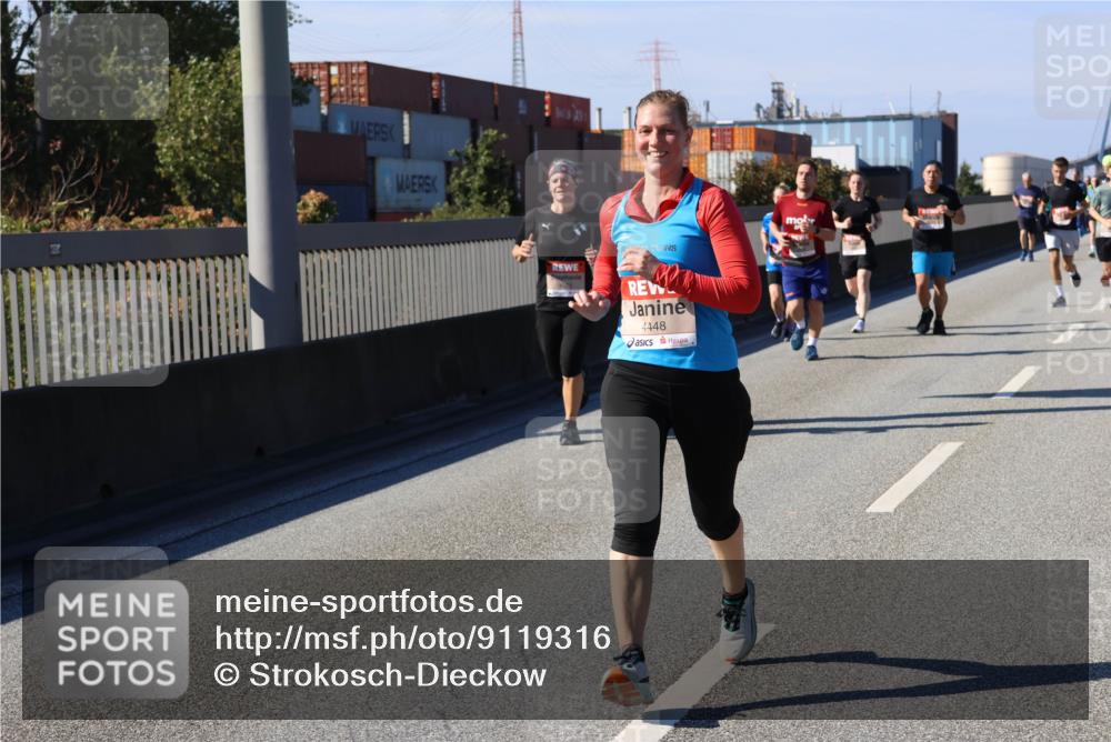 03.10.2025 - Köhlbrandbrückenlauf Strokosch-Dieckow http://msf.ph/oto/9119316 03.10.2025 12:56:45 Position 3 4448 meine-sportfotos.de