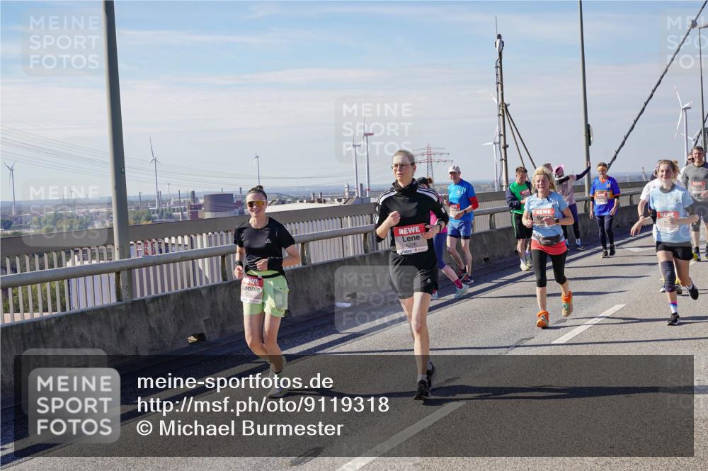 03.10.2025 - Köhlbrandbrückenlauf Michael Burmester http://msf.ph/oto/9119318 03.10.2025 13:00:39 Position 2 5226 meine-sportfotos.de