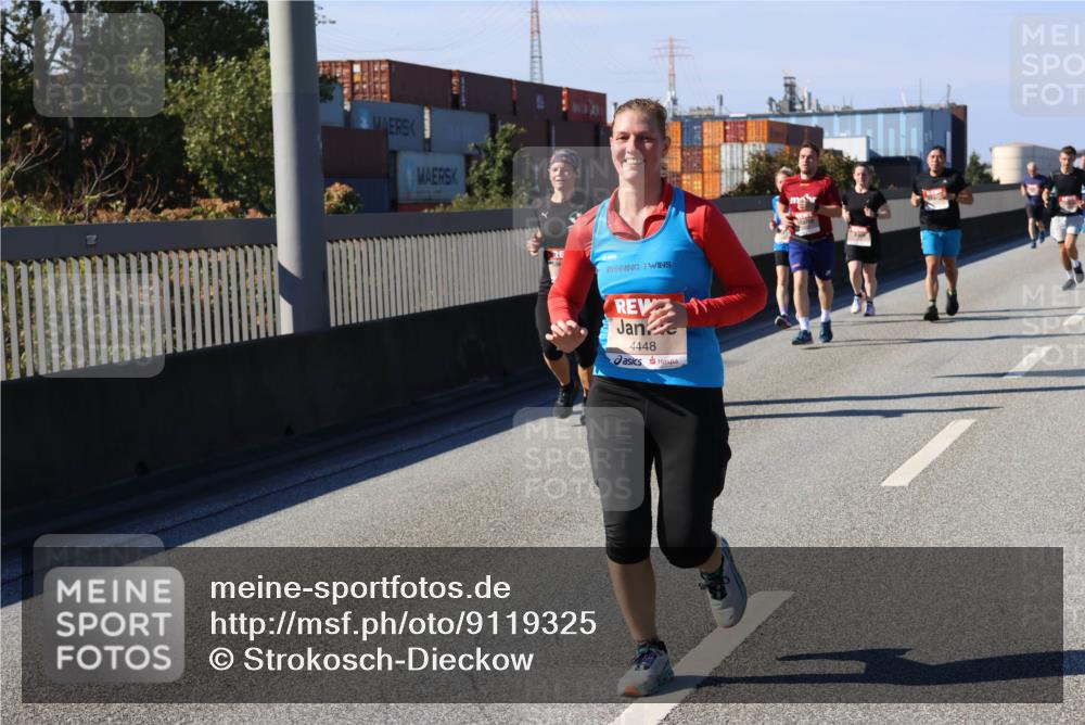 03.10.2025 - Köhlbrandbrückenlauf Strokosch-Dieckow http://msf.ph/oto/9119325 03.10.2025 12:56:45 Position 3 231, 4448 meine-sportfotos.de
