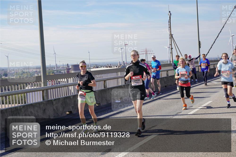 03.10.2025 - Köhlbrandbrückenlauf Michael Burmester http://msf.ph/oto/9119328 03.10.2025 13:00:39 Position 2 5226 meine-sportfotos.de