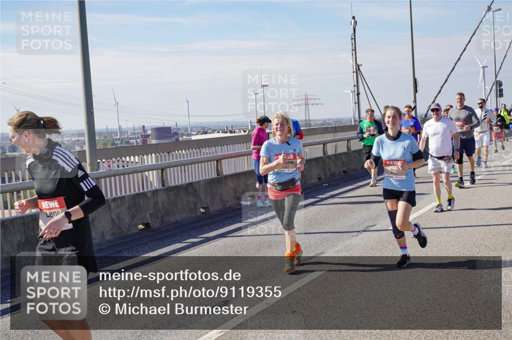 03.10.2025 - Köhlbrandbrückenlauf Michael Burmester http://msf.ph/oto/9119355 03.10.2025 13:00:40 Position 2 5267 meine-sportfotos.de