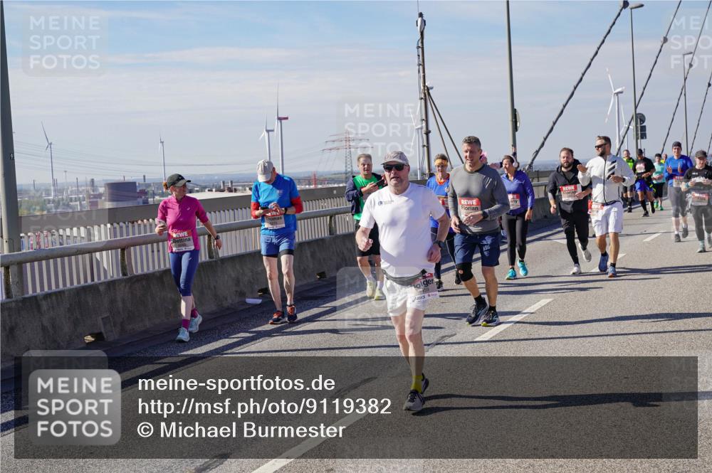 03.10.2025 - Köhlbrandbrückenlauf Michael Burmester http://msf.ph/oto/9119382 03.10.2025 13:00:43 Position 2  meine-sportfotos.de