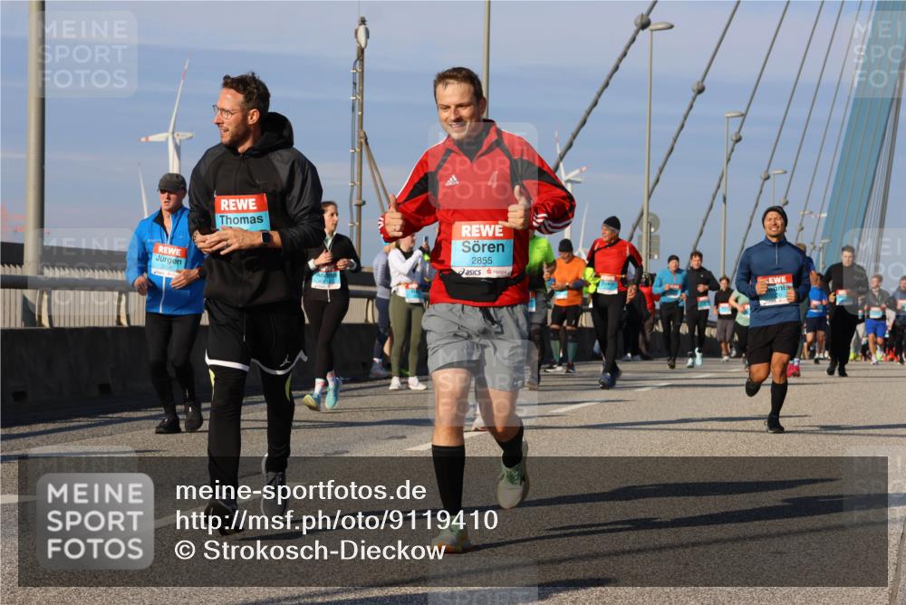 03.10.2025 - Köhlbrandbrückenlauf Strokosch-Dieckow http://msf.ph/oto/9119410 03.10.2025 09:53:18 Position 2 6, 2855 meine-sportfotos.de