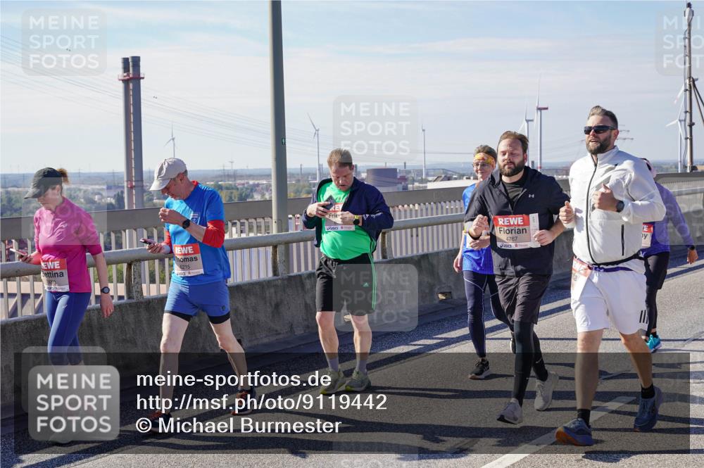 03.10.2025 - Köhlbrandbrückenlauf Michael Burmester http://msf.ph/oto/9119442 03.10.2025 13:00:46 Position 2 6215, 4767 meine-sportfotos.de