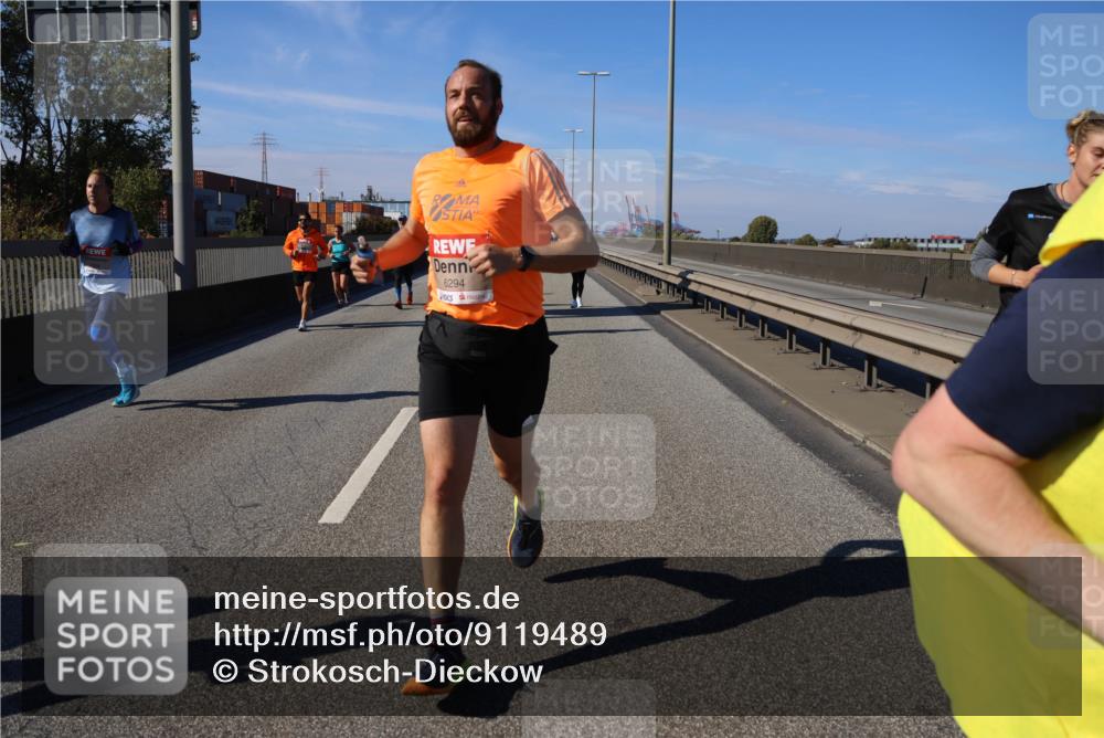 03.10.2025 - Köhlbrandbrückenlauf Strokosch-Dieckow http://msf.ph/oto/9119489 03.10.2025 12:57:00 Position 3 6294 meine-sportfotos.de