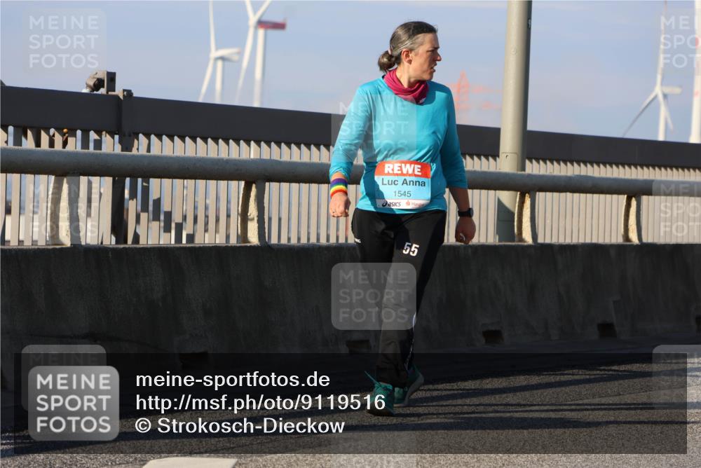 03.10.2025 - Köhlbrandbrückenlauf Strokosch-Dieckow http://msf.ph/oto/9119516 03.10.2025 09:53:27 Position 2 1545, 55 meine-sportfotos.de