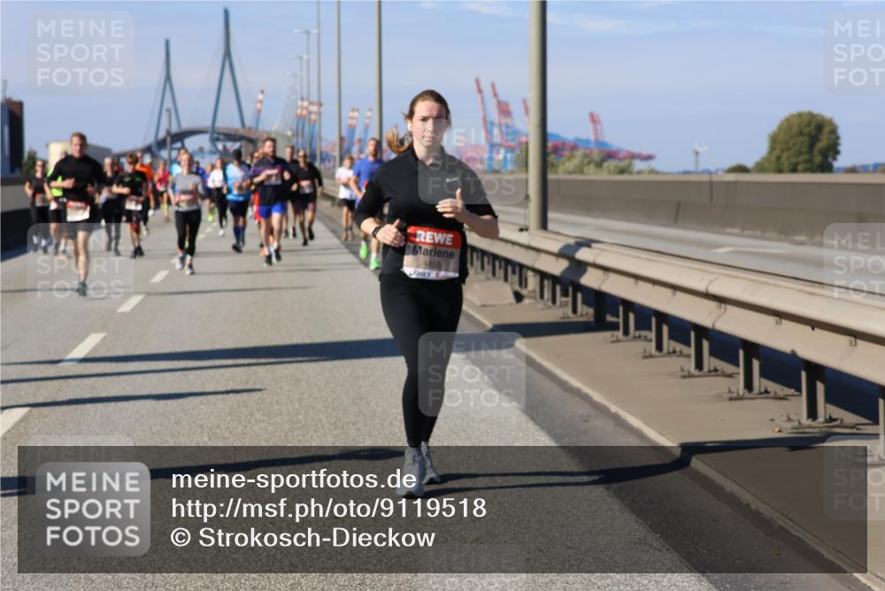 03.10.2025 - Köhlbrandbrückenlauf Strokosch-Dieckow http://msf.ph/oto/9119518 03.10.2025 12:57:03 Position 3 4855 meine-sportfotos.de