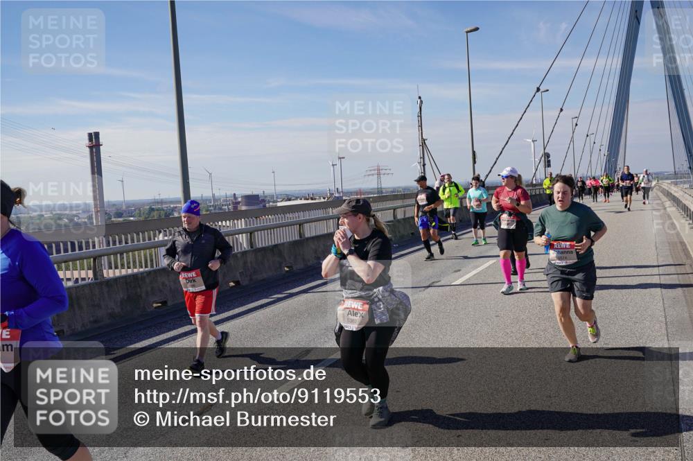 03.10.2025 - Köhlbrandbrückenlauf Michael Burmester http://msf.ph/oto/9119553 03.10.2025 13:00:51 Position 2 53621 meine-sportfotos.de
